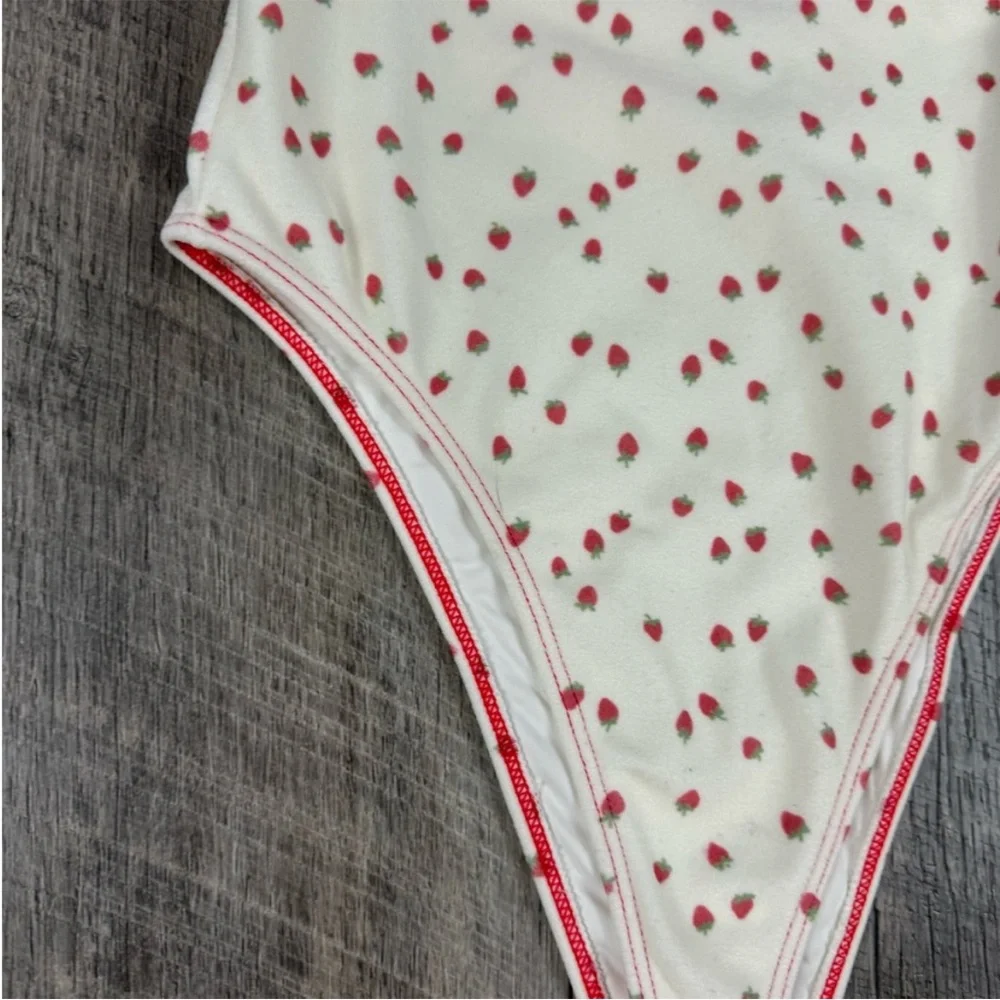 Gigi hadid Frankie’s bikini Strawberry terry one piece swimsuit